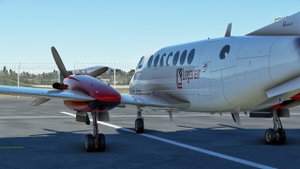 Beechcraft King Air350 Loganair thumbnail 5
