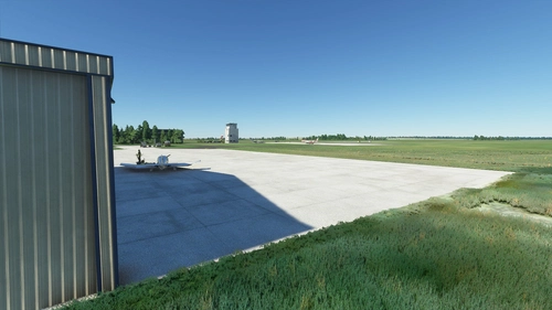 [LHPR] Győr-Pér Airport