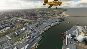 Port of Calais and town thumbnail 5