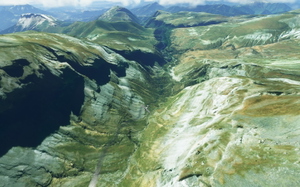 Pyrenees Bush Trip thumbnail 9