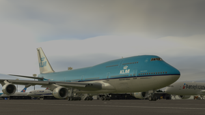 Boeing 747-400 KLM thumbnail 6
