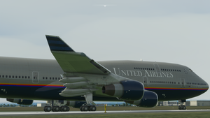 Boeing 747-400 United Airlines thumbnail 2