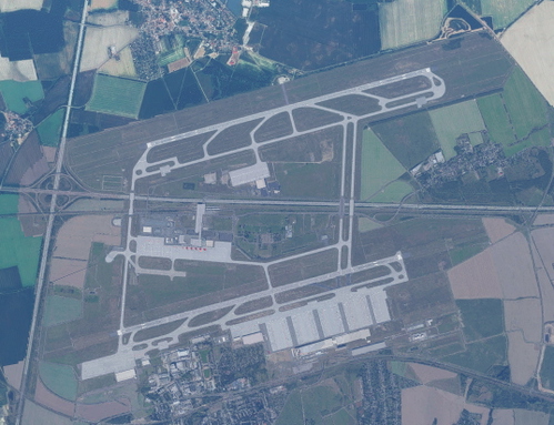 Runway and Taxiway glitch Fix for EDDP (Leipzig/Halle)