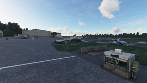 London Elstree Aerodrome - EGTR thumbnail 5