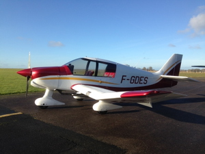 Robin DR400 Aéroclub de Dieppe F-GDES thumbnail 4