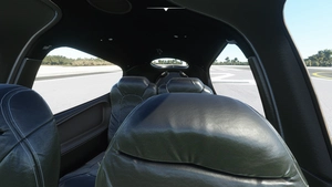 Black Interior Cirrus SR22 thumbnail 2