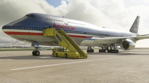 Boeing 747-8 American Airlines Classic thumbnail 2