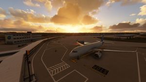 London Southend Airport - EGMC thumbnail 7