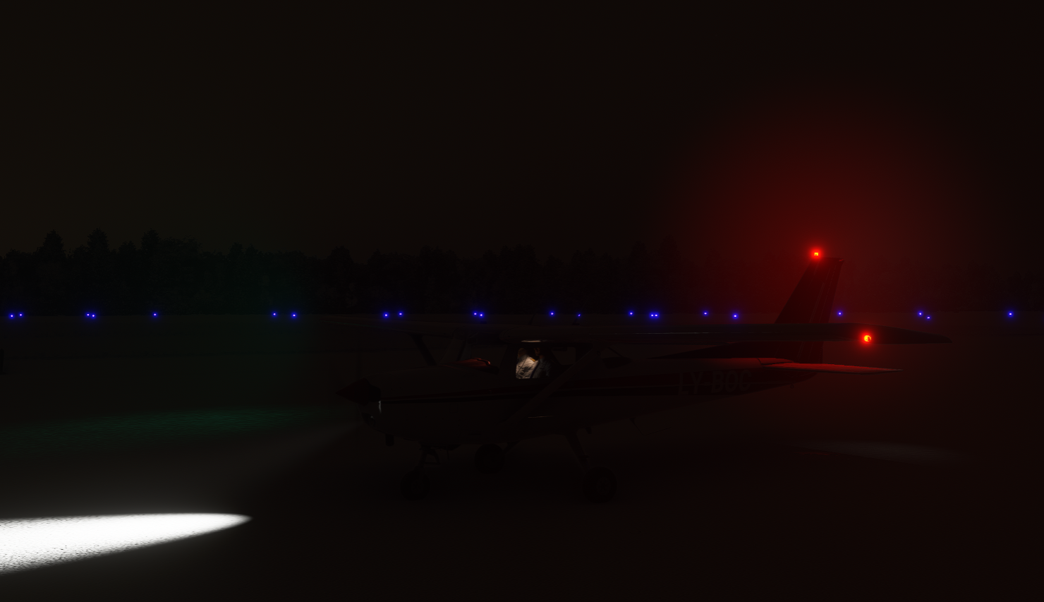 Enhanced lights for Cessna 152 - Image 1