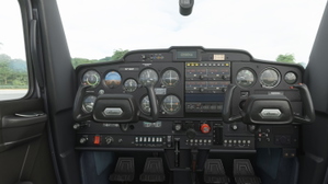 C152 - Black interior thumbnail 2
