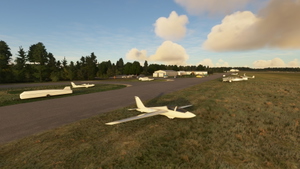 EGHL - Lasham Airfield  thumbnail 3
