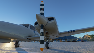 CAE Oxford Aviation Academy - Piper PA44 Seminole thumbnail 4