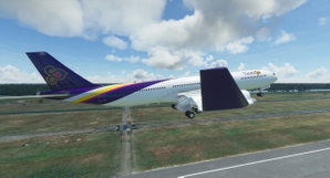 Airbus A330-300 Thai Airways [16K] thumbnail 17