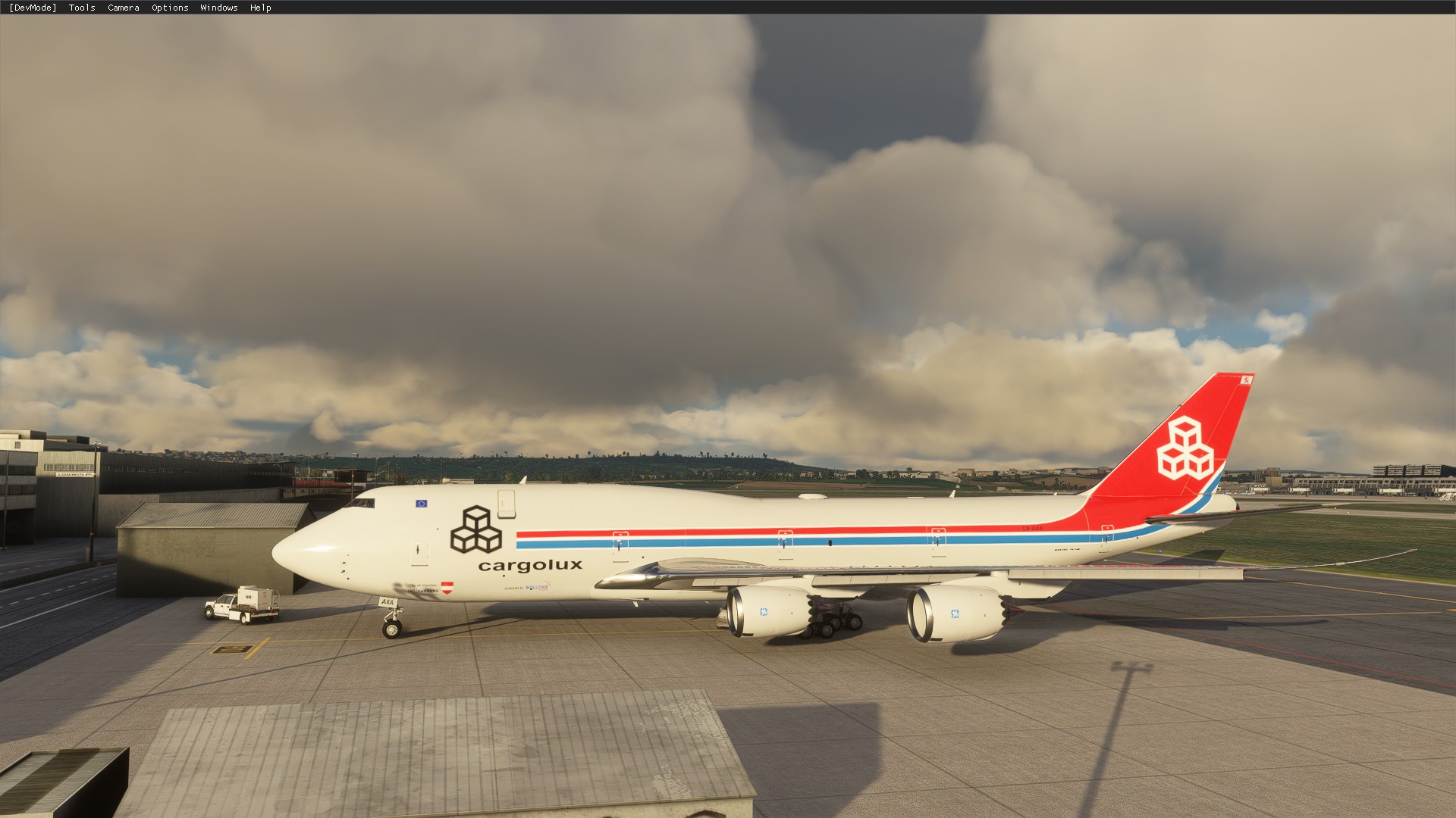 Boeing 747-8 Cargolux - Image 1
