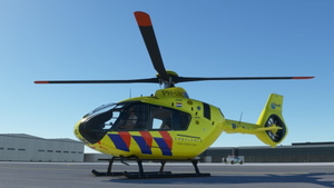 PH-UMC | Dutch Air Ambulance | Mobiel Medisch Team | 8K | H-135 thumbnail 9