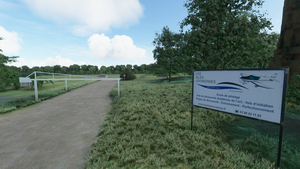 LFGK - Joigny Airfield thumbnail 9