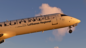 [4K] CRJ700 Lufthansa Star Alliance D-ACPS  thumbnail 3