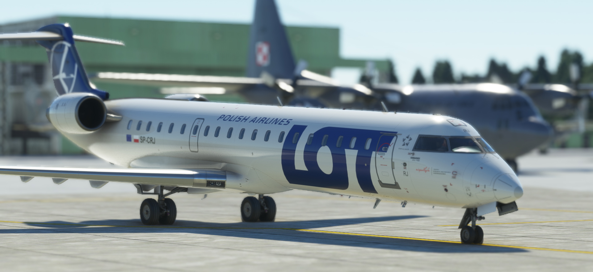 CRJ700 "LOT" Polish Airlines - Image 1