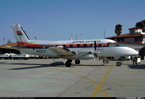 NextGen Simulations EMB-110 Bandeirante United Express "Rainbow" N110EA thumbnail 5