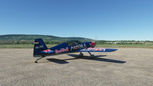 EXTRA330 HA-PET - Red Bull Mobile Livery (Peter Besenyei) thumbnail 5