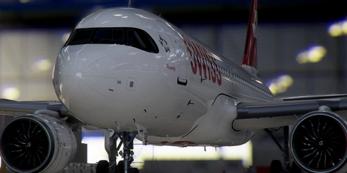 [A32NX] FlyByWire | Airbus A320neo SWISS HB-JDB with signs of wear in 8k