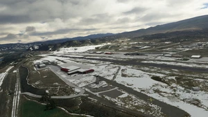 KEGE - Eagle County Regional Airport (Gypsum, Colorado) thumbnail 1