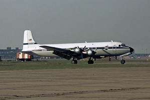 PMDG DC-6A NASA - N428NA 1972 thumbnail 13