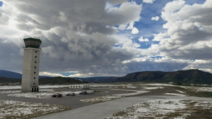 KEGE - Eagle County Regional Airport (Gypsum, Colorado) thumbnail 2