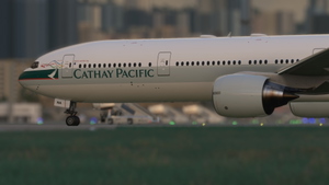 CS-B777-300ER Cathay Pacific B-KPD Ultra  thumbnail 3
