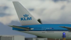 CS-777-200ER KLM PH-BVA Ultra  thumbnail 12