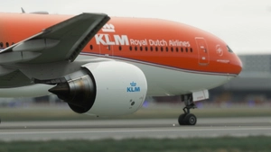 CS-777-200ER KLM PH-BVA Ultra  thumbnail 2