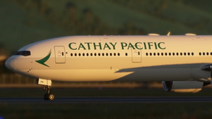 CS-B777-300ER Cathay Pacific B-KPN Ultra  thumbnail 7