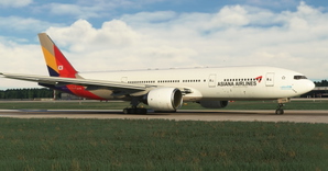 Asiana Airlines CaptainSim 777-200ER thumbnail 2