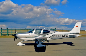 2018 Cirrus SR22-G6 Turbo - Carbon Edition with German registration D-EAFG. V1.3 thumbnail 1