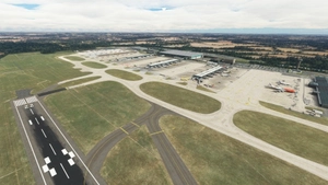 London Stansted Airport (EGSS) thumbnail 3
