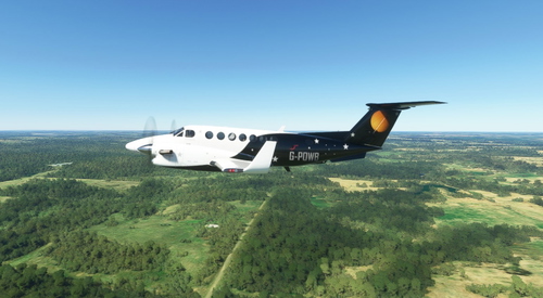 Titan Airways King Air 350i