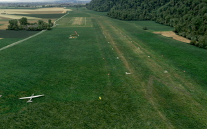 LOLE Flugplatz Eferding thumbnail 3