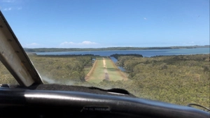 Noosa Airfield - YNSH - Queensland, Australia - Tag21 thumbnail 3