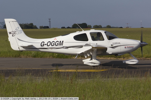 2005 Cirrus SR22-GTS Gen 2 with British registration G-OGGM.