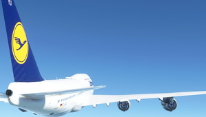 747-8i Lufthansa Livery thumbnail 5