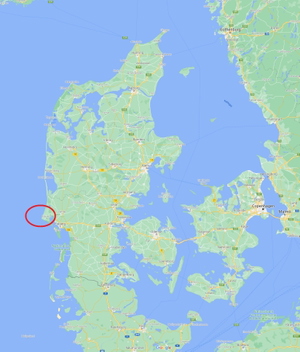 Blåvand Lighthouse - Danish west coast / North sea including WW2 Bunkers on the beach. thumbnail 7
