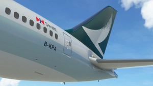 Cathay Pacific B-KPA Ultra thumbnail 3