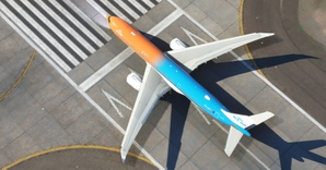 KLM "Pride livery" and "Pride livery 100 years" Headwind A330-900 thumbnail 6