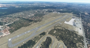 Poland EPPO Poznan Lawica Airport thumbnail 2
