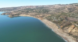 Water fix - Los Angeles County, California, USA thumbnail 11