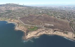 Water fix - Los Angeles County, California, USA thumbnail 14