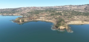 Water fix - Los Angeles County, California, USA thumbnail 6