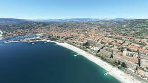 Cannes: Hôtels de la Croisette and Château de la Napoule thumbnail 1