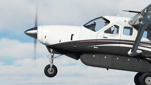Cessna 208B Grand Caravan Red Gen2 (N618RB) thumbnail 5