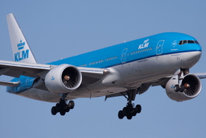 CS 767-400ER | KLM - PH-BQP | Fictional | 8K  thumbnail 10
